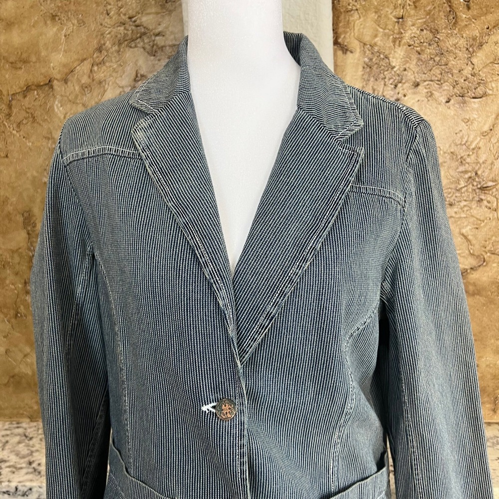VINTAGE OshKosh Blazer Women Medium Blue Hickory Stripe Denim Railroad 90s Y2K